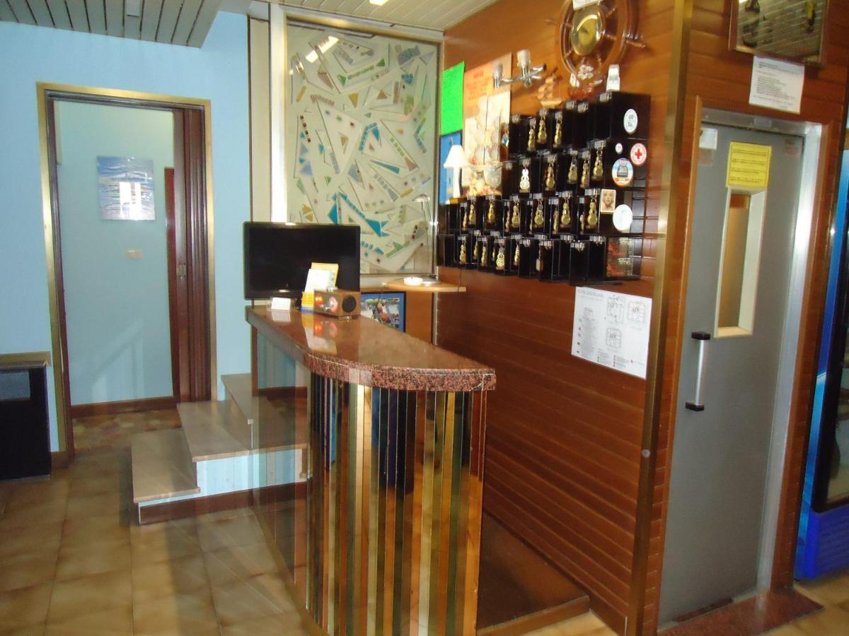 רימיני Hotel Castellani מראה חיצוני תמונה